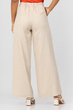 Cargar imagen en el visor de la galería, PANTALON HANNAH BEIGE
